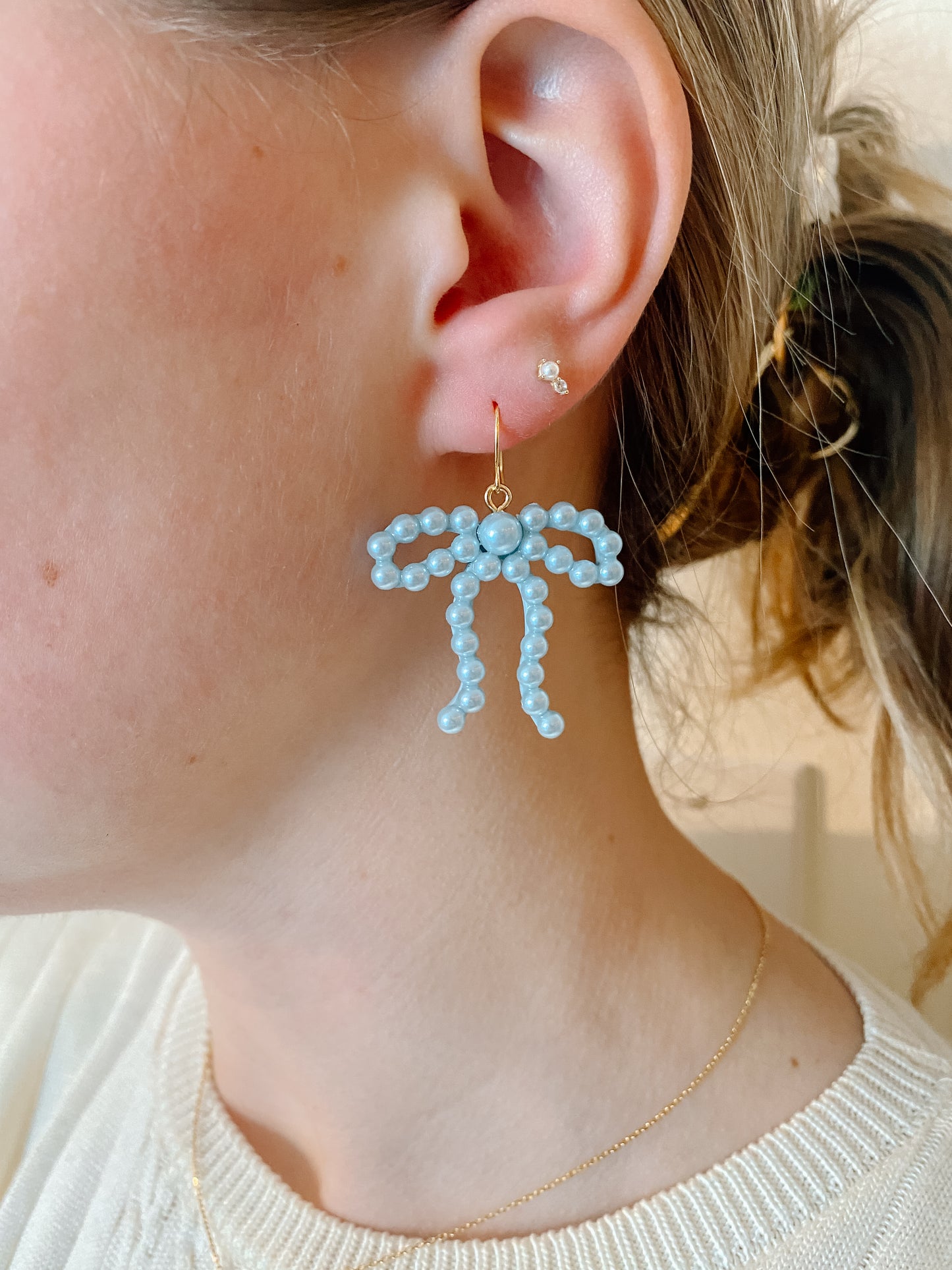 Light Blue Pearl Bows