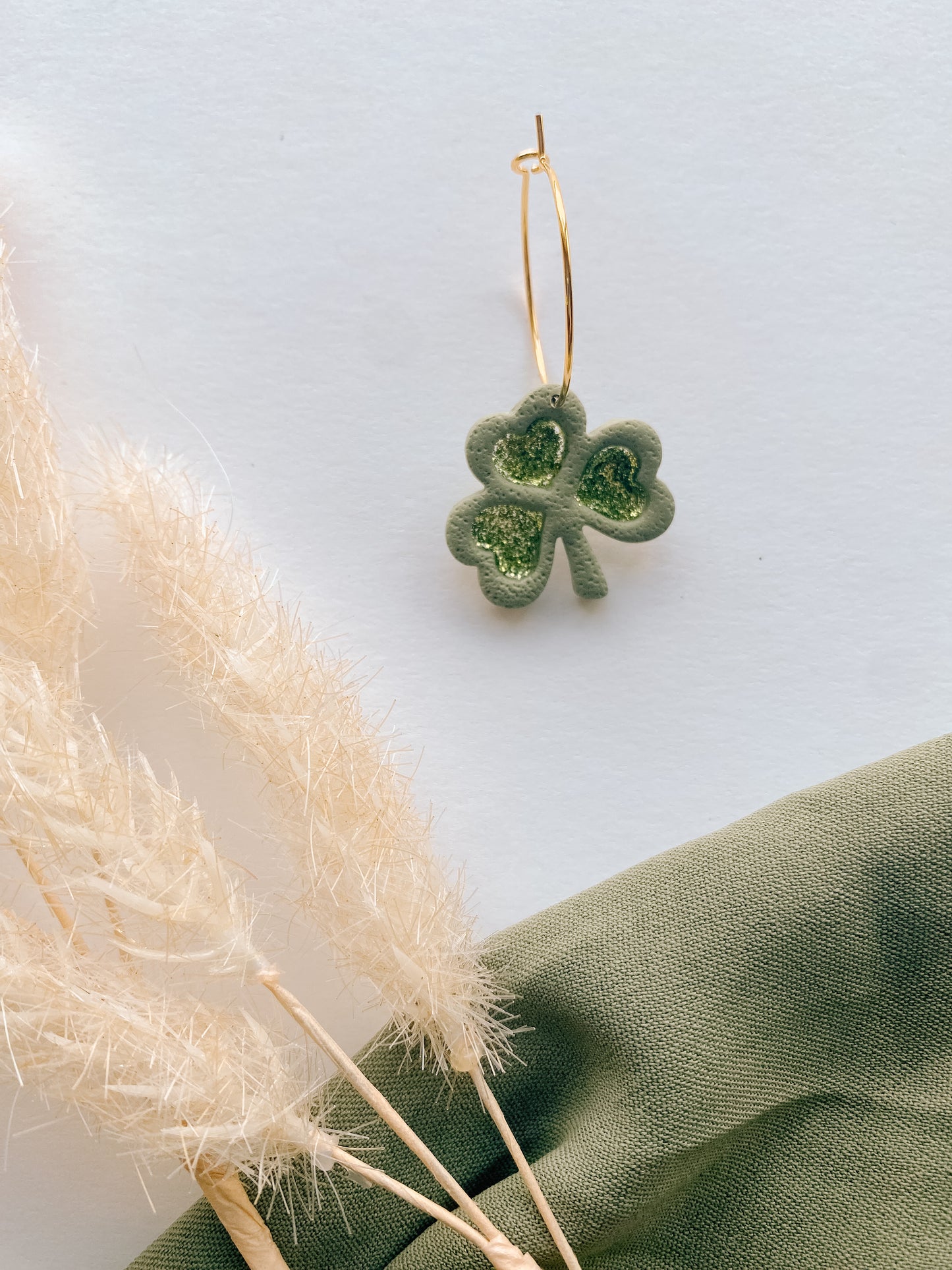 Light Green Glitter Shamrocks